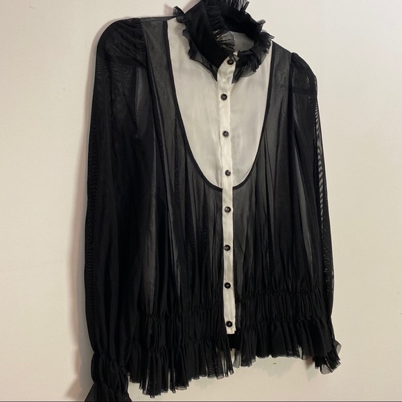 Tuxedo Women’s Button Down Top - Picture 3 of 6